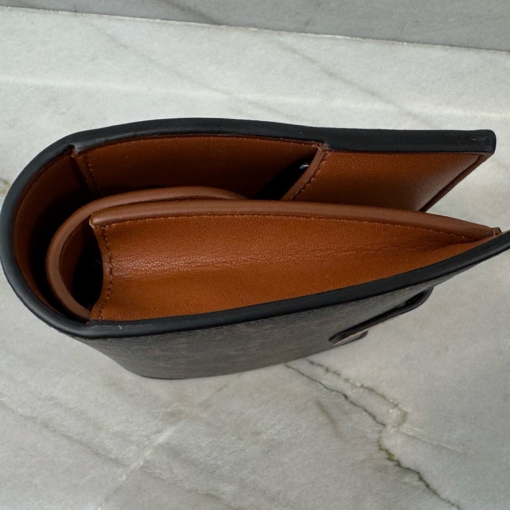 Celine Triomphe Logo Travel Kit - Picture 12 of 13